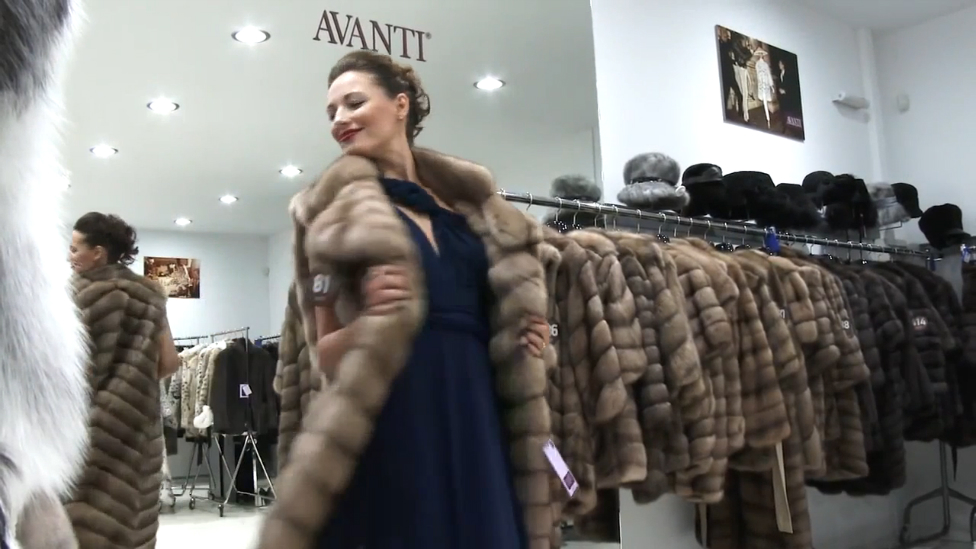 Касторья - шубный край | Путешествие за шубой | Касторья - скидки | Качество шубы | Greekfurs смотреть онлайн