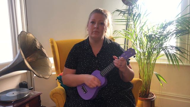 Ukulele - YOU ARE MY SUNSHINE (beginner) смотреть онлайн