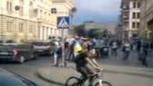 Пробка... Львов. смотреть онлайн