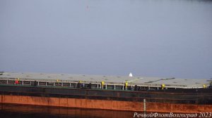 Теплоход ВОЛГО ДОН 5070 выходит из Волго Донского судоходного канала на Волгу  Красноармейский райо