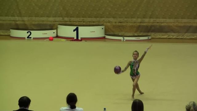 2003 Попова Дарья мяч