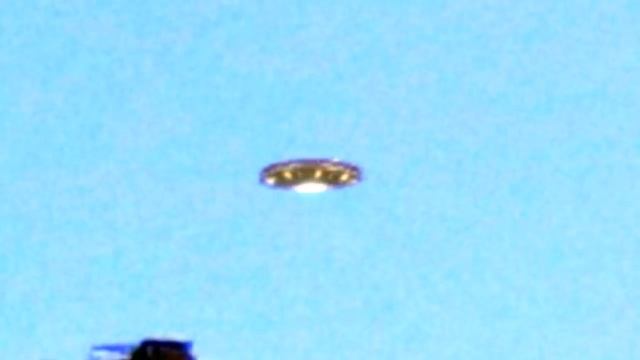 Huge UFO Landing at Herculaneum, Campania, Italy | Top UFO Sighting Caught смотреть онлайн
