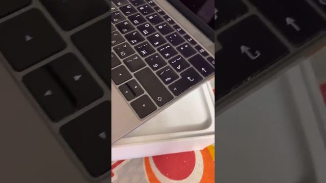 MacBook 12 Retina 2015г, space gray в коробке, CORE M 1.1-2.5ghz/8gb/250gb SSD/1.5gb video /Retina смотреть онлайн