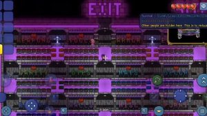 самый крутой сервер где есть все вещи из Террарии их можно брать бесплатно