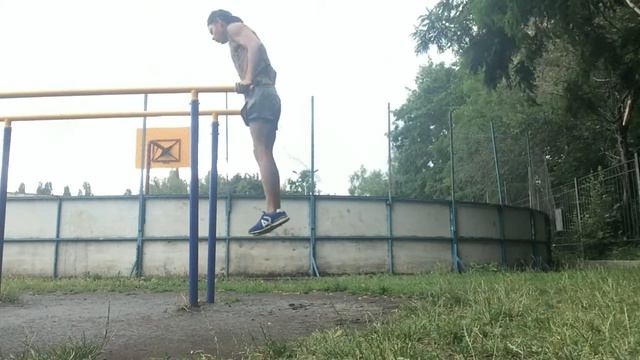 Как накачать трицепс без железа. смотреть онлайн