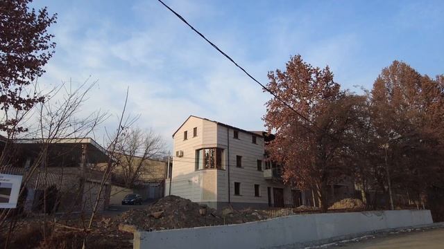 Лионский парк озеро Вардавар, Ереван, Армения, январь 2023 | Lyon Park Vardavar, Yerevan, Armenia