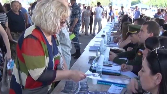 На ярмарке вакансий в Симферополе предложили 17 тысяч рабочий мест смотреть онлайн