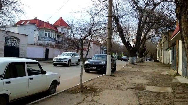 Крым Феодосия. ул. К. Маркса /УЛОЧКИ ФЕОДОСИИ|#Белая_акация #Пушкина #Казанский_собор #5_школа смотреть онлайн