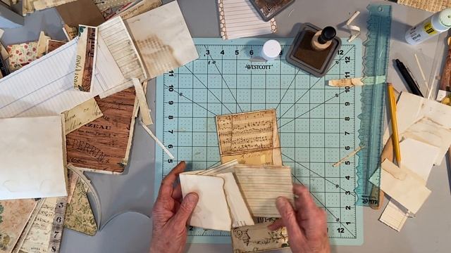 Bees Knees Junk Journal Part 2, tri-fold pocket. смотреть онлайн