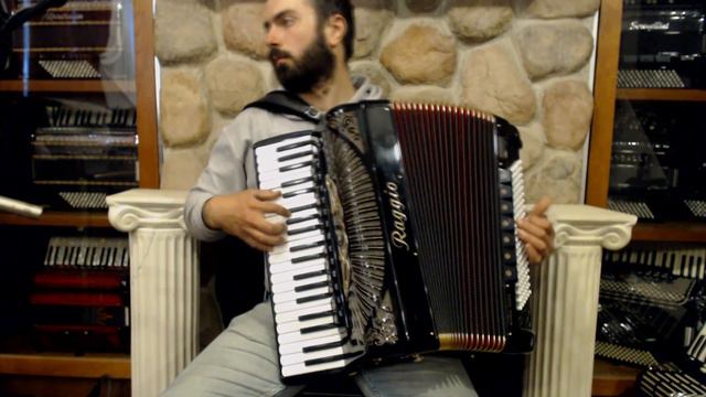 3790 - Black Ranco Antonio Raggio Piano Accordion LMMM 41 120 $2999 смотреть онлайн