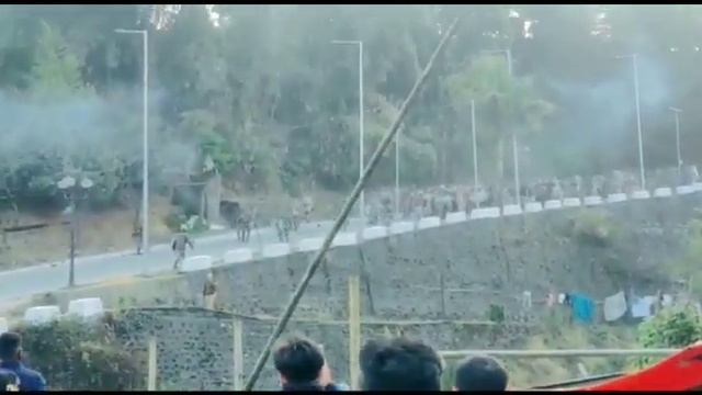 Near Raj Bhavan Itanagar llAPPSC paper Leakage scam ll Git serious injured hit by police ll смотреть онлайн