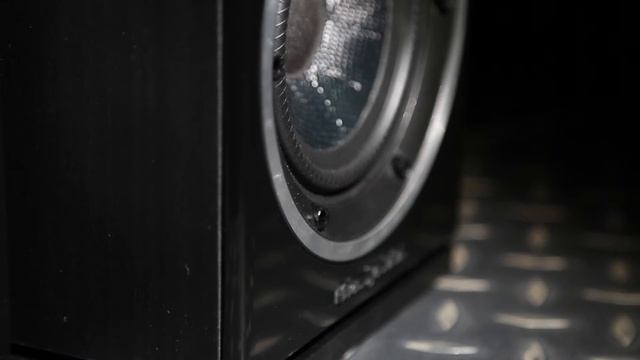Wharfedale Diamond 220 Speakers смотреть онлайн