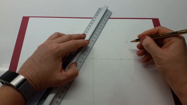 Cómo hacer un círculo cromático de 12 colores usando lápices de colores. смотреть онлайн