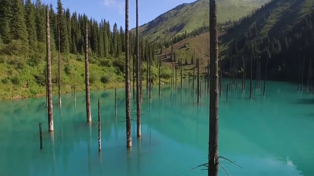 Озеро Кольсай, озеро Каинды и Чарынский каньон смотреть онлайн