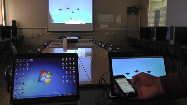 Компактный беспроводной VGA удлинитель Stick