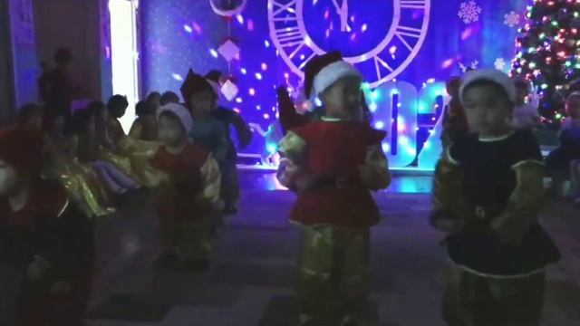 новогодний утренник в старшей группе смотреть онлайн