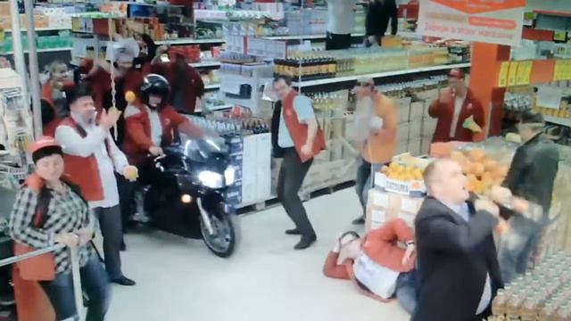 это происходит в магазинах Пятёрачка после ухода СПВ смотреть онлайн