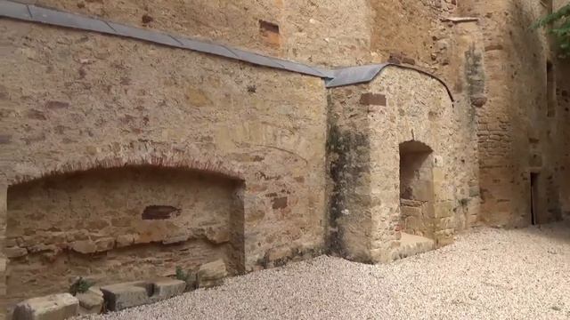 Le château de Castelnau-Bretenoux. смотреть онлайн