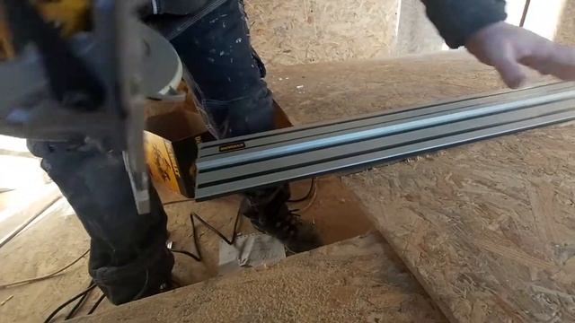 обзор пилы DeWALT  DWE576K