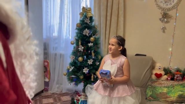 ДОБРЫЕ ДЕЛА | Дарим новогодние подарки семьям с особенными детьми смотреть онлайн