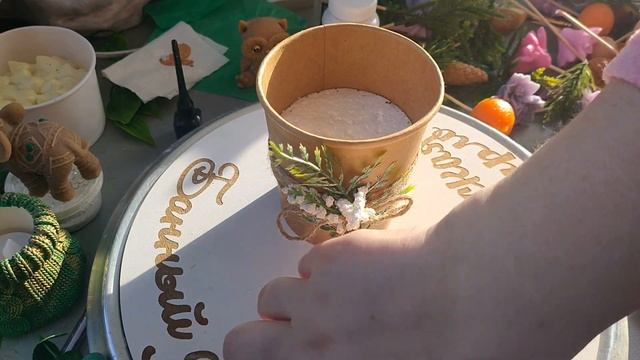 Декор Крафт стакана и букет из мыла ручной работы в нем. смотреть онлайн