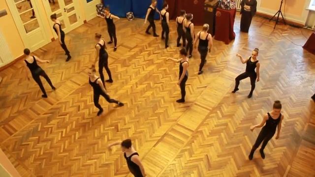 Излом времени. Коллектив современного танца "Кураж", Кемерово. смотреть онлайн