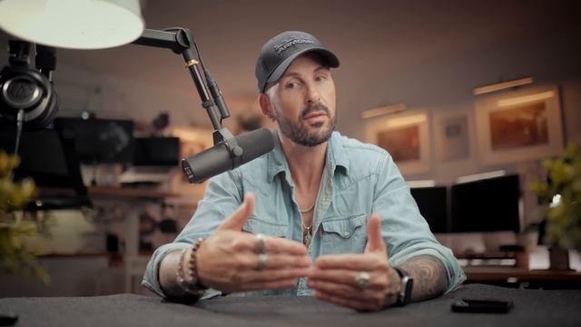 if you're an artist about to give up on their dreams, watch this first. смотреть онлайн