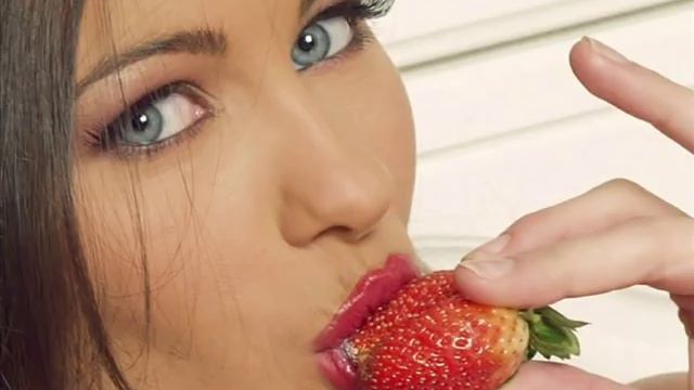 Bamble B - Crime of Passion (DANCE ANNI 90) смотреть онлайн