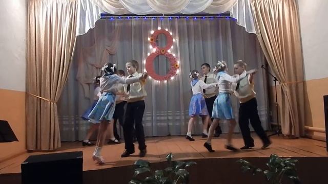 Вальс "Тучи в голубом" смотреть онлайн