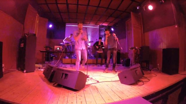 The Subways – The Rock'n'Roll Queen on Live Rock'n'Roll Karaoke смотреть онлайн