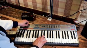 Unost'- 21 (Junost-21)/ Юность-21 - Soviet analog polyphonic synthesizer HQ sound