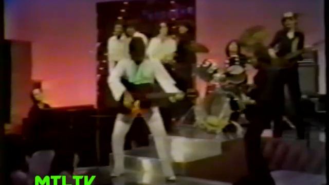 Johnny Farago That's All Right Mama смотреть онлайн