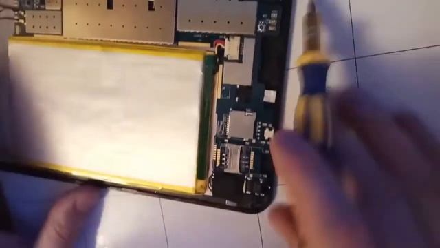 Как разобрать планшет DEXP Ursus 8E2 mini 3G смотреть онлайн