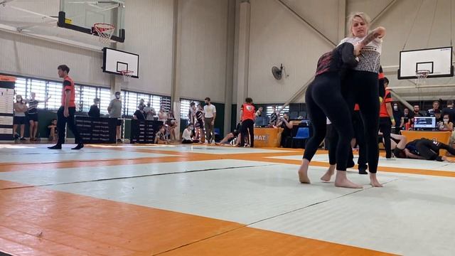 BJJ Female Beginner/White Belt | No-Gi | Grappling Industries | 12 September 2021 | U68KG смотреть онлайн