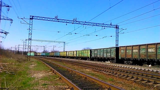 [УЗ] Железная дорога - Электровоз ВЛ11м-070 с нечетным грузовым поездом смотреть онлайн