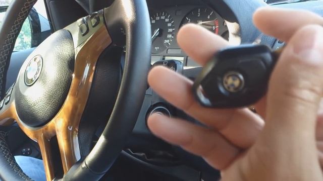 БМВ Е53 Инициализация Ключа BMW.Initialization of the Key with the Car's Computer смотреть онлайн