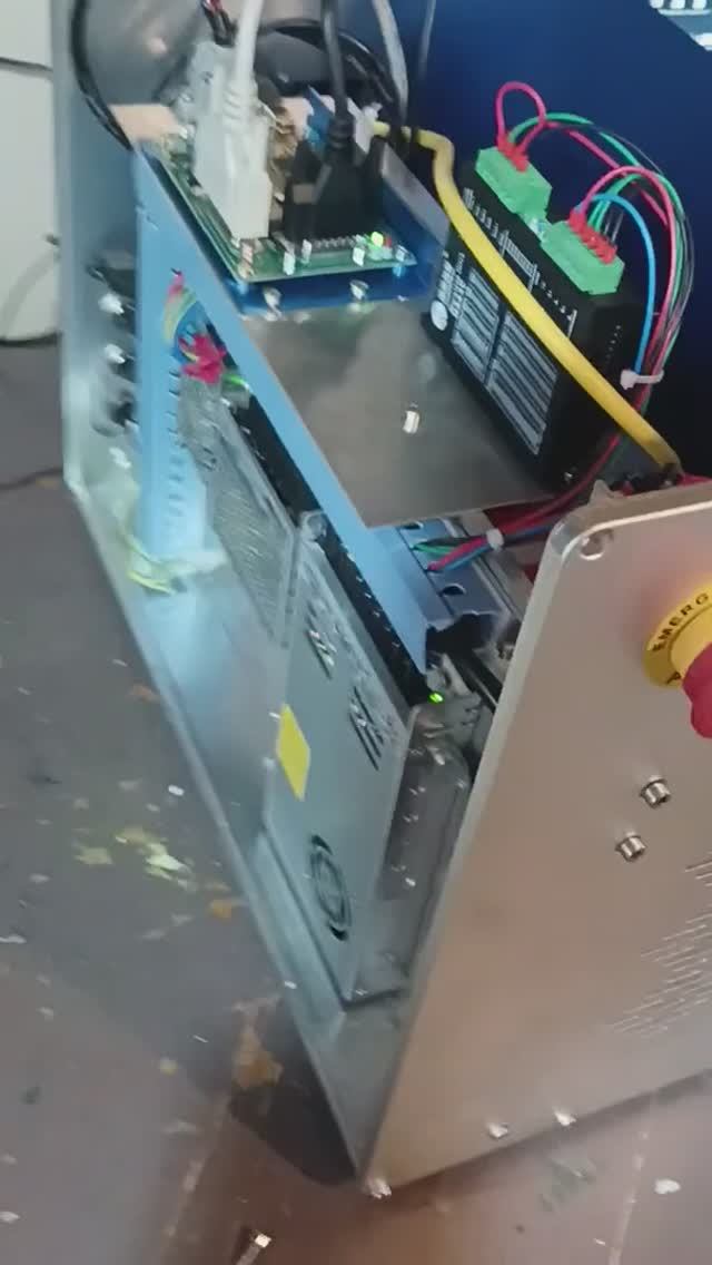 Лазерный гравер JPT50LP не жжет Указка работает а Гравировку не делает EzCad2 BJ JCZ FBL1-B-LV4 смотреть онлайн