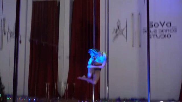 Pole Sport - Ученица Гринченко Татьяна (Новогодняя вечеринка 21/12/19) смотреть онлайн