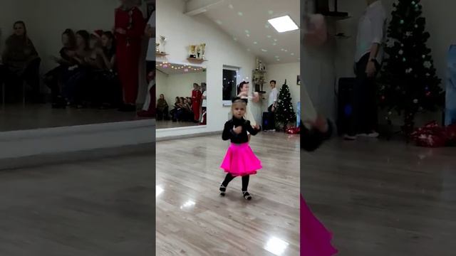 ??? Кошечка #4years танцует ? #самба #вальс #бальныетанцы смотреть онлайн