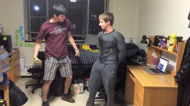 Stress Test for Combat Batsuit Prototype V3 смотреть онлайн