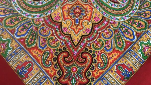 Павловопосадские платки получила посылку с новыми платками в мою коллекцию. смотреть онлайн