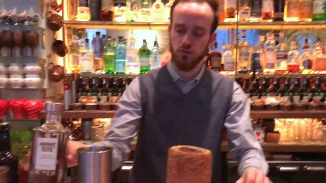 Simone Onorati from The Gibson (London): Gibson's Bloody Mary смотреть онлайн