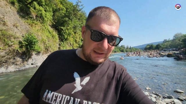Туристы оккупировали реку Сочи смотреть онлайн