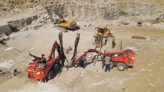 Добыча блочного камня с применением Газогенератора Давления Шпурового (ГДШ) смотреть онлайн