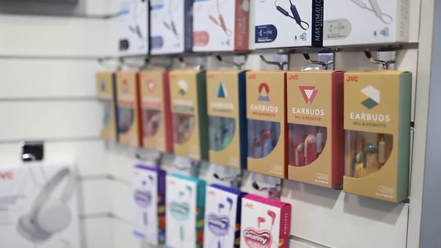 Kenwood UK AMP Up The Renault 5 *TOM Vs DALE The Ultimate Car Build Off - Tom Episode 8