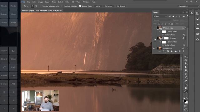 How To Sharpen Photos Cleanly in Photoshop Without White Edging смотреть онлайн