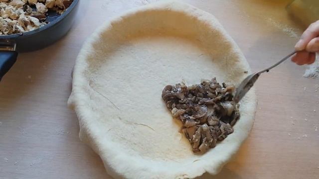 ПРОСТОЙ РЕЦЕПТ ПИРОГА С КУРИЦЕЙ И ГРИБАМИ