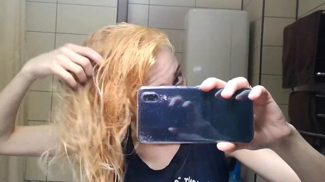 VLOG: ИЗ ШАТЕНКИ В БЛОНДИНКУ ЗА 1 РАЗ. ДОМАШНЕЕ ОКРАШИВАНИЕ ВОЛОС. смотреть онлайн