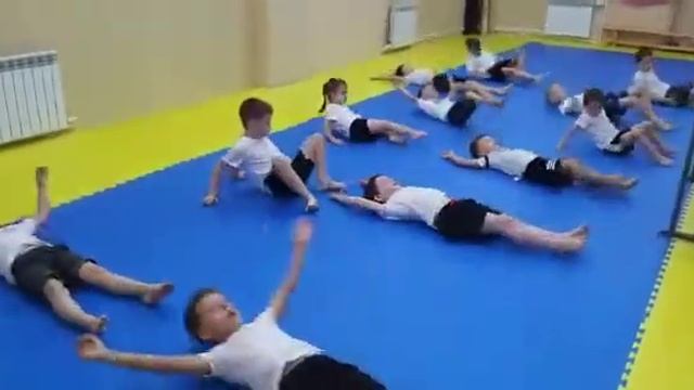 Приключения Артёма на карате. Декабрь 2020. смотреть онлайн