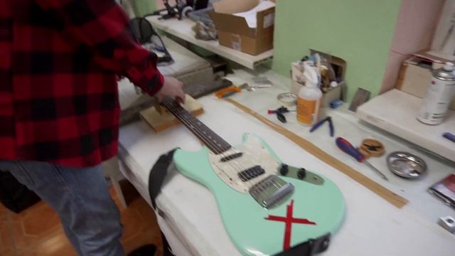 Как я ухаживаю за гитарами(никак) смотреть онлайн